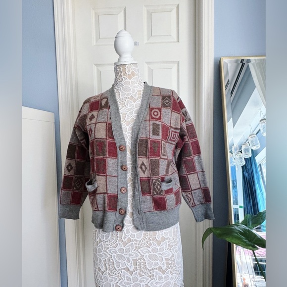 Authentic Givenchhy Sweater Coat - Picture 16 of 16